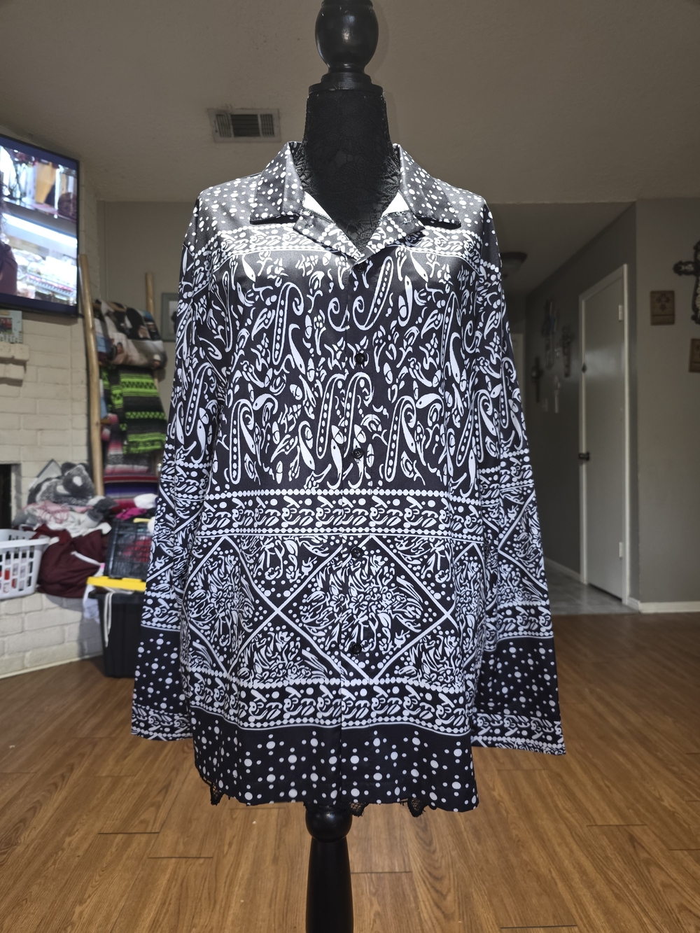 SHEIN Black & White Paisley-Print Long Sleeve Dress Shirt